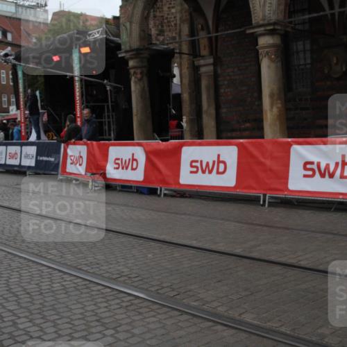 05.10.2025 - 20. swb-Marathon Bremen Yannick Fuchs http://msf.ph/oto/9307208 05.10.2025 12:02:32 Ziel  meine-sportfotos.de