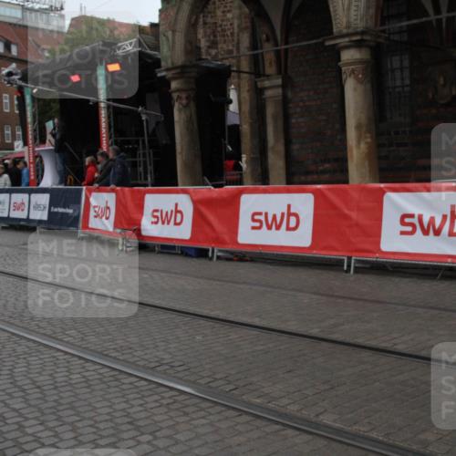05.10.2025 - 20. swb-Marathon Bremen Yannick Fuchs http://msf.ph/oto/9307272 05.10.2025 12:02:43 Ziel  meine-sportfotos.de