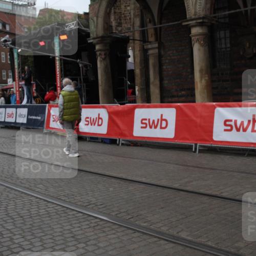 05.10.2025 - 20. swb-Marathon Bremen Yannick Fuchs http://msf.ph/oto/9307332 05.10.2025 12:03:14 Ziel  meine-sportfotos.de