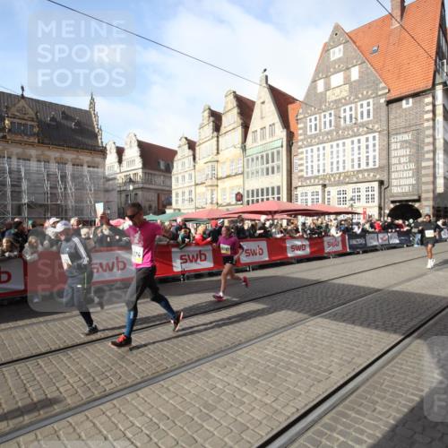 05.10.2025 - 20. swb-Marathon Bremen Yannick Fuchs http://msf.ph/oto/9307352 05.10.2025 10:57:00 Ziel 9669, 10105, 10397, 10867, 11168, 11274 meine-sportfotos.de