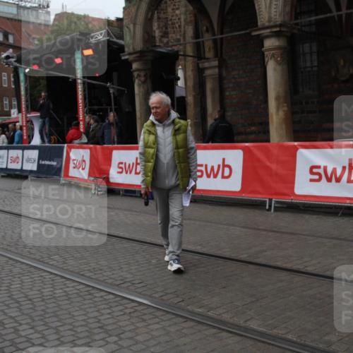05.10.2025 - 20. swb-Marathon Bremen Yannick Fuchs http://msf.ph/oto/9307387 05.10.2025 12:03:22 Ziel  meine-sportfotos.de