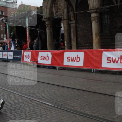 05.10.2025 - 20. swb-Marathon Bremen Yannick Fuchs http://msf.ph/oto/9307393 05.10.2025 12:03:27 Ziel  meine-sportfotos.de
