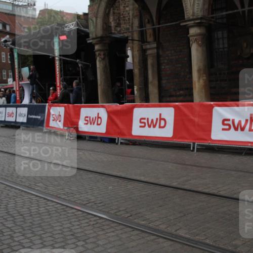 05.10.2025 - 20. swb-Marathon Bremen Yannick Fuchs http://msf.ph/oto/9307412 05.10.2025 12:03:30 Ziel  meine-sportfotos.de