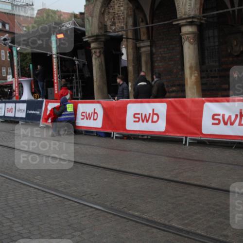 05.10.2025 - 20. swb-Marathon Bremen Yannick Fuchs http://msf.ph/oto/9307504 05.10.2025 12:11:14 Ziel  meine-sportfotos.de