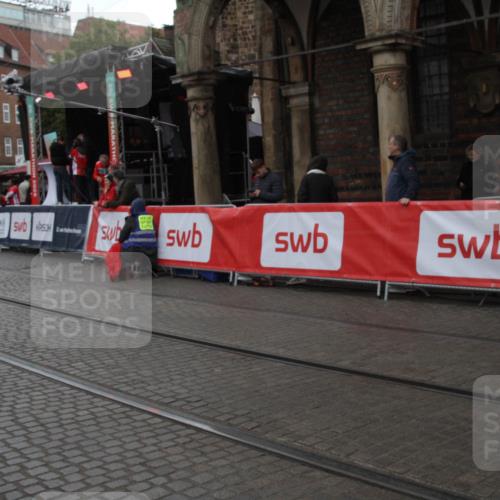 05.10.2025 - 20. swb-Marathon Bremen Yannick Fuchs http://msf.ph/oto/9307526 05.10.2025 12:16:57 Ziel  meine-sportfotos.de