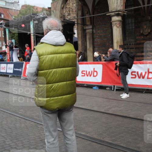 05.10.2025 - 20. swb-Marathon Bremen Yannick Fuchs http://msf.ph/oto/9307591 05.10.2025 13:02:29 Ziel 662, 6849 meine-sportfotos.de
