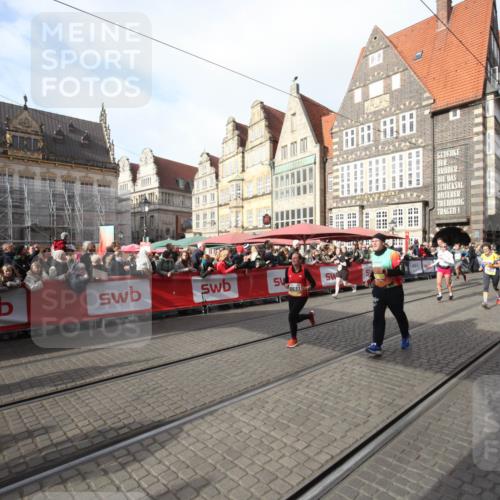 05.10.2025 - 20. swb-Marathon Bremen Yannick Fuchs http://msf.ph/oto/9307679 05.10.2025 10:58:44 Ziel 7163, 8585, 9359, 9370, 9529, 9540, 9622, 9714, 10527, 10591, 10679, 10871, 11078 meine-sportfotos.de
