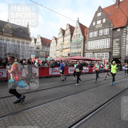 05.10.2025 - 20. swb-Marathon Bremen Yannick Fuchs http://msf.ph/oto/9308229 05.10.2025 11:02:58 Ziel 9644, 9846, 10167, 10207, 10656, 11087, 11312, 11504, 11667, 11668, 11735 meine-sportfotos.de