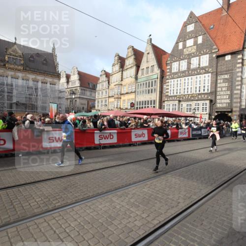 05.10.2025 - 20. swb-Marathon Bremen Yannick Fuchs http://msf.ph/oto/9308585 05.10.2025 11:05:51 Ziel 9423, 9907, 10619, 10769, 11455 meine-sportfotos.de