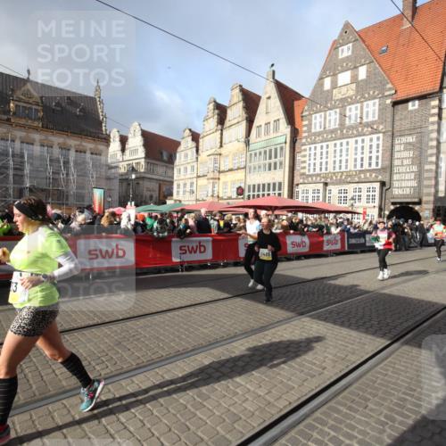 05.10.2025 - 20. swb-Marathon Bremen Yannick Fuchs http://msf.ph/oto/9308647 05.10.2025 11:06:29 Ziel 9764, 9998, 10611, 10640, 11195, 11233, 11485 meine-sportfotos.de