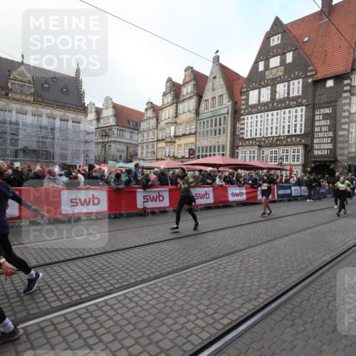 05.10.2025 - 20. swb-Marathon Bremen Yannick Fuchs http://msf.ph/oto/9308981 05.10.2025 11:10:00 Ziel 9410, 9685, 9760, 9972, 10435, 10448, 10515, 10860, 10885, 11381, 11405, 11748 meine-sportfotos.de