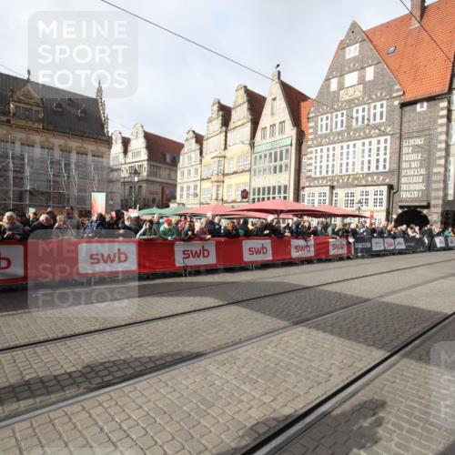 05.10.2025 - 20. swb-Marathon Bremen Yannick Fuchs http://msf.ph/oto/9309793 05.10.2025 11:17:17 Ziel  meine-sportfotos.de