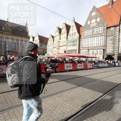 05.10.2025 - 20. swb-Marathon Bremen Yannick Fuchs http://msf.ph/oto/9309799 05.10.2025 11:17:18 Ziel  meine-sportfotos.de