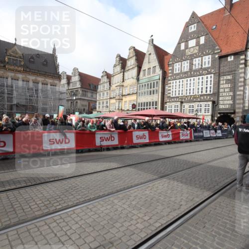 05.10.2025 - 20. swb-Marathon Bremen Yannick Fuchs http://msf.ph/oto/9310438 05.10.2025 11:18:44 Ziel 11480 meine-sportfotos.de
