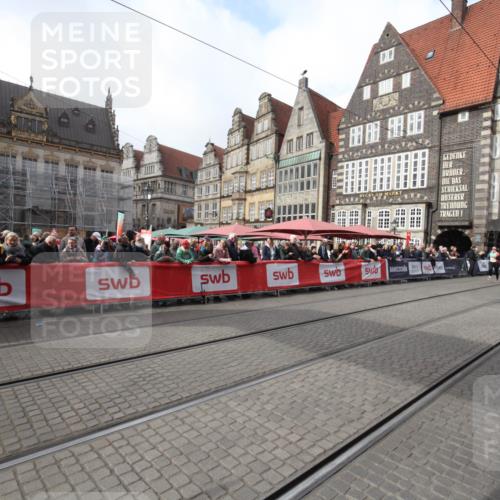 05.10.2025 - 20. swb-Marathon Bremen Yannick Fuchs http://msf.ph/oto/9310452 05.10.2025 11:18:45 Ziel 11480 meine-sportfotos.de