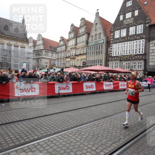 05.10.2025 - 20. swb-Marathon Bremen Yannick Fuchs http://msf.ph/oto/9310995 05.10.2025 11:25:41 Ziel  meine-sportfotos.de