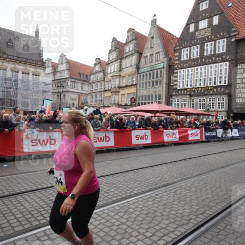 05.10.2025 - 20. swb-Marathon Bremen Yannick Fuchs http://msf.ph/oto/9311093 05.10.2025 11:26:10 Ziel 10144 meine-sportfotos.de