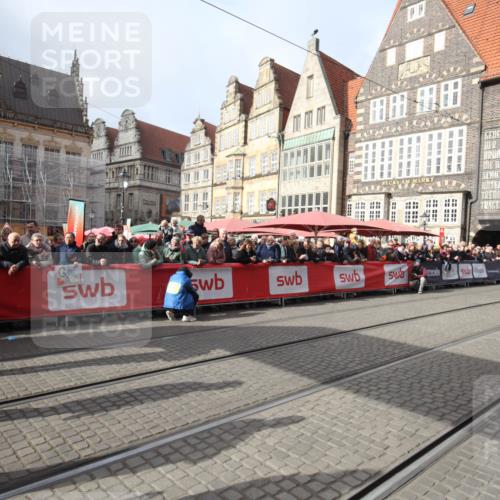 05.10.2025 - 20. swb-Marathon Bremen Yannick Fuchs http://msf.ph/oto/9311500 05.10.2025 11:28:49 Ziel  meine-sportfotos.de