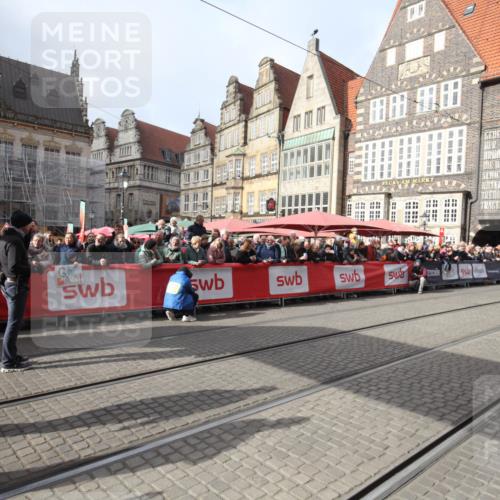 05.10.2025 - 20. swb-Marathon Bremen Yannick Fuchs http://msf.ph/oto/9311506 05.10.2025 11:28:50 Ziel  meine-sportfotos.de