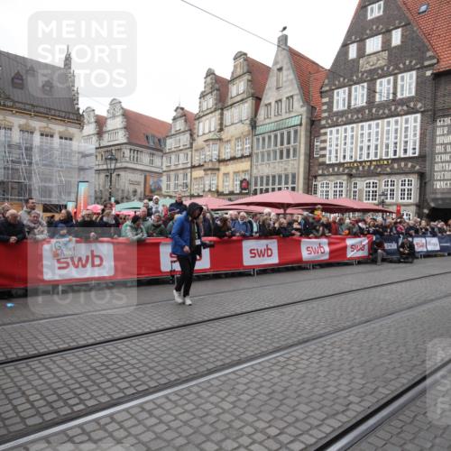 05.10.2025 - 20. swb-Marathon Bremen Yannick Fuchs http://msf.ph/oto/9311629 05.10.2025 11:29:12 Ziel 7174 meine-sportfotos.de