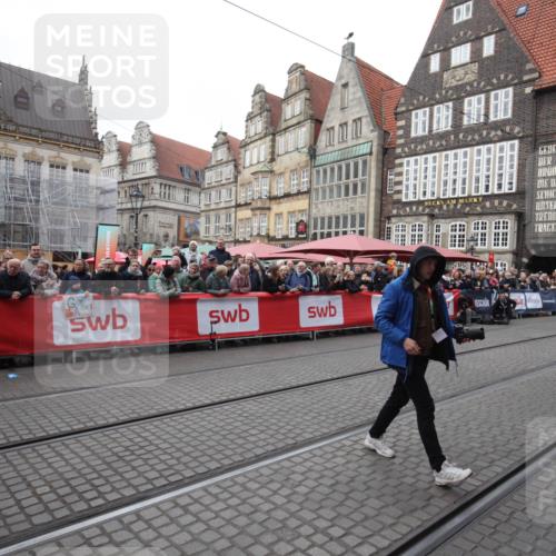 05.10.2025 - 20. swb-Marathon Bremen Yannick Fuchs http://msf.ph/oto/9311649 05.10.2025 11:29:14 Ziel 7174 meine-sportfotos.de