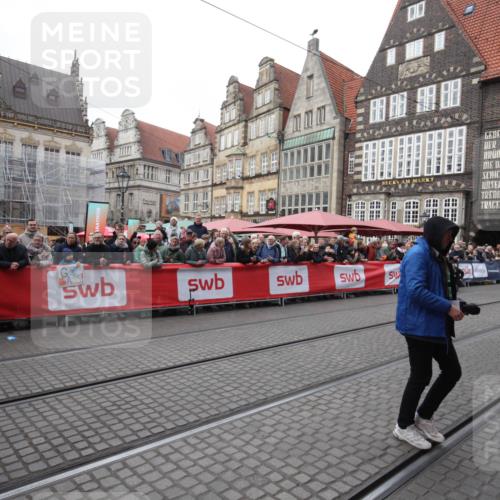 05.10.2025 - 20. swb-Marathon Bremen Yannick Fuchs http://msf.ph/oto/9311652 05.10.2025 11:29:15 Ziel 7174, 9559 meine-sportfotos.de