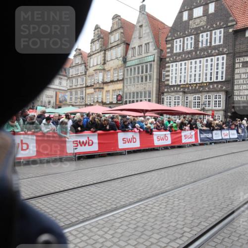 05.10.2025 - 20. swb-Marathon Bremen Yannick Fuchs http://msf.ph/oto/9311877 05.10.2025 12:56:54 Ziel 1925 meine-sportfotos.de