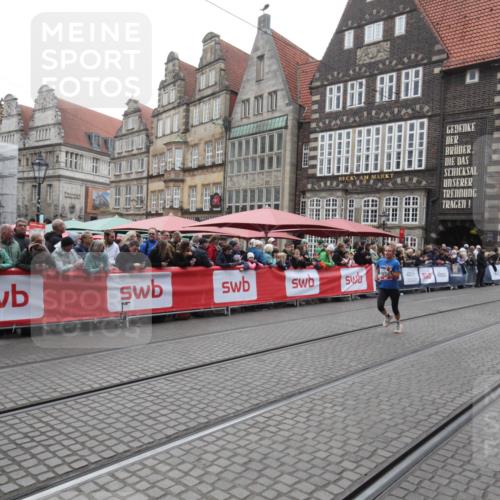 05.10.2025 - 20. swb-Marathon Bremen Yannick Fuchs http://msf.ph/oto/9311897 05.10.2025 12:58:43 Ziel 1258, 4867 meine-sportfotos.de