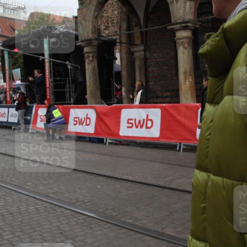 05.10.2025 - 20. swb-Marathon Bremen Yannick Fuchs http://msf.ph/oto/9316402 05.10.2025 10:35:51 Ziel  meine-sportfotos.de