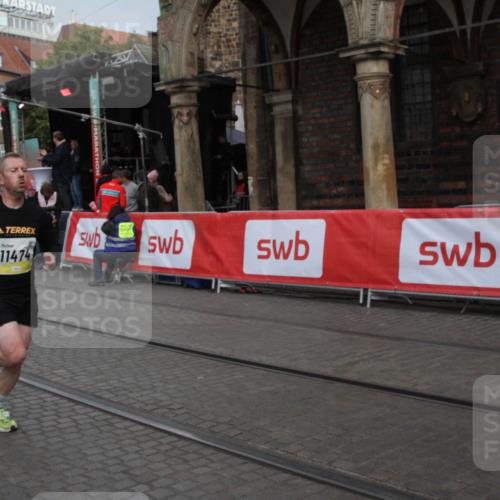 05.10.2025 - 20. swb-Marathon Bremen Yannick Fuchs http://msf.ph/oto/9316440 05.10.2025 10:39:41 Ziel 9289, 9671, 10525, 11418, 11474 meine-sportfotos.de
