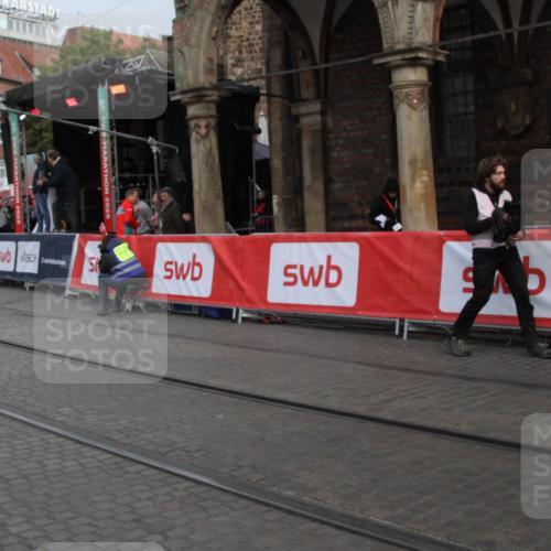 05.10.2025 - 20. swb-Marathon Bremen Yannick Fuchs http://msf.ph/oto/9316459 05.10.2025 10:40:46 Ziel 10161, 10229 meine-sportfotos.de