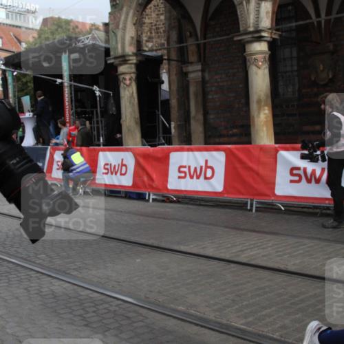 05.10.2025 - 20. swb-Marathon Bremen Yannick Fuchs http://msf.ph/oto/9316493 05.10.2025 10:42:38 Ziel 11725 meine-sportfotos.de