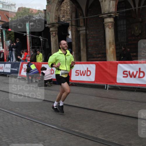 05.10.2025 - 20. swb-Marathon Bremen Yannick Fuchs http://msf.ph/oto/9316576 05.10.2025 10:45:48 Ziel 28, 9709, 9960, 10350, 10639, 10792, 10823 meine-sportfotos.de