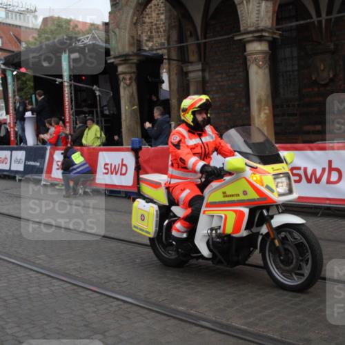 05.10.2025 - 20. swb-Marathon Bremen Yannick Fuchs http://msf.ph/oto/9316596 05.10.2025 10:46:28 Ziel  meine-sportfotos.de