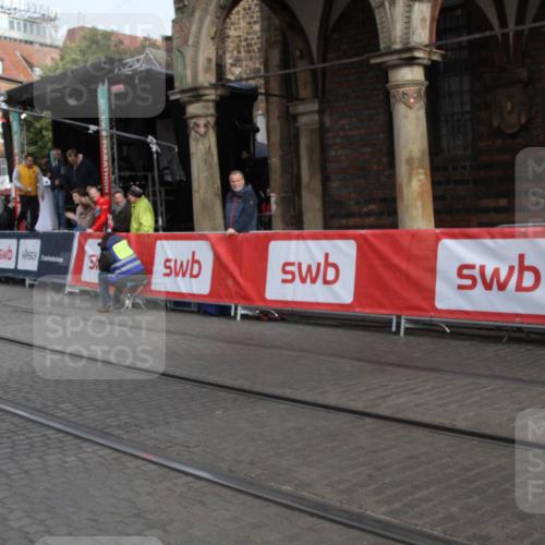05.10.2025 - 20. swb-Marathon Bremen Yannick Fuchs http://msf.ph/oto/9316641 05.10.2025 10:48:03 Ziel 9240, 10266, 11187 meine-sportfotos.de