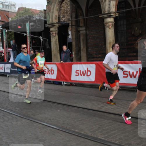 05.10.2025 - 20. swb-Marathon Bremen Yannick Fuchs http://msf.ph/oto/9316669 05.10.2025 10:48:29 Ziel 8787, 9223, 9298, 9665, 9704, 9810, 9958, 10109, 10131, 10211, 10685 meine-sportfotos.de