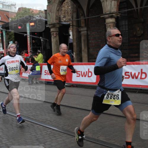 05.10.2025 - 20. swb-Marathon Bremen Yannick Fuchs http://msf.ph/oto/9316764 05.10.2025 10:50:29 Ziel 8866, 9740, 10066, 10537, 10638, 11022, 11239, 11241, 11254, 11298, 11344, 11460, 11531, 11740 meine-sportfotos.de