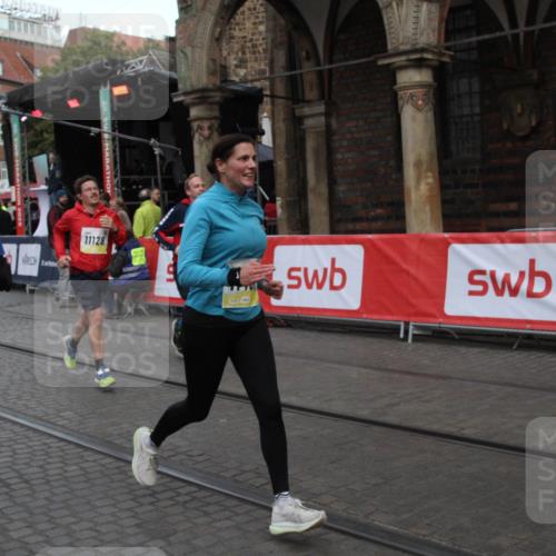 05.10.2025 - 20. swb-Marathon Bremen Yannick Fuchs http://msf.ph/oto/9316855 05.10.2025 10:52:23 Ziel 9584, 9955, 9987, 10719, 10927, 11128, 11458, 11491, 11665 meine-sportfotos.de