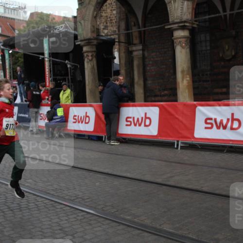 05.10.2025 - 20. swb-Marathon Bremen Yannick Fuchs http://msf.ph/oto/9316863 05.10.2025 10:52:32 Ziel 9172, 10241, 10327, 10608, 11387, 11528 meine-sportfotos.de