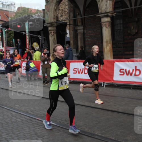 05.10.2025 - 20. swb-Marathon Bremen Yannick Fuchs http://msf.ph/oto/9316916 05.10.2025 10:53:28 Ziel 7193, 7251, 9263, 9717, 9868, 9957, 10057, 10302, 10335, 10655, 11174, 11616, 11716 meine-sportfotos.de