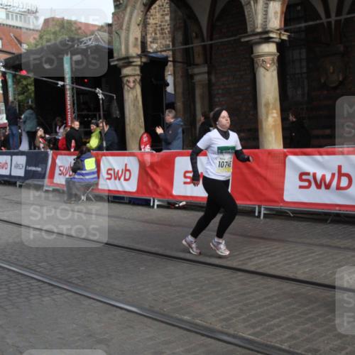 05.10.2025 - 20. swb-Marathon Bremen Yannick Fuchs http://msf.ph/oto/9317027 05.10.2025 10:55:38 Ziel 9492, 9720, 10107, 10195, 10262, 10745, 10757, 11197 meine-sportfotos.de