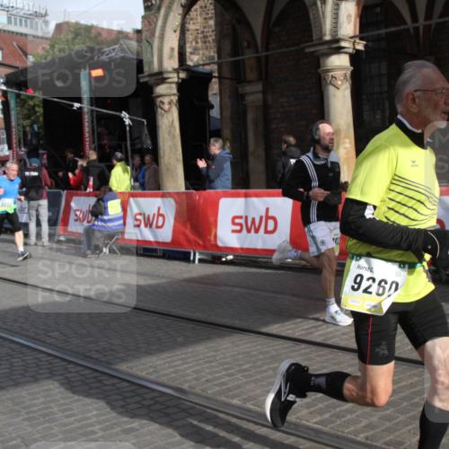 05.10.2025 - 20. swb-Marathon Bremen Yannick Fuchs http://msf.ph/oto/9317126 05.10.2025 10:57:27 Ziel 7101, 9260, 9550, 10281, 10367, 10645, 10950, 11606 meine-sportfotos.de