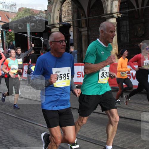 05.10.2025 - 20. swb-Marathon Bremen Yannick Fuchs http://msf.ph/oto/9317147 05.10.2025 10:57:48 Ziel 9372, 9585, 9943, 9979, 10225, 10250, 10329, 10341, 10555, 11520, 11521, 11731 meine-sportfotos.de