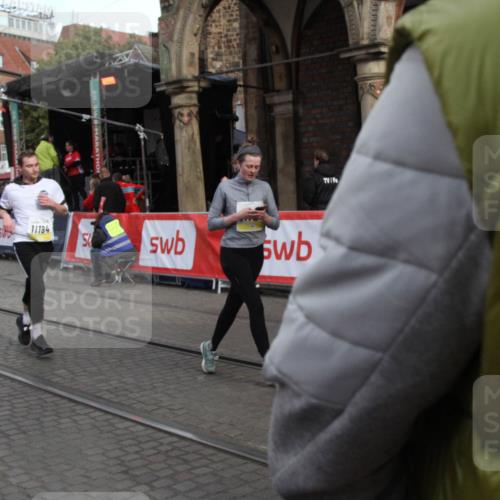 05.10.2025 - 20. swb-Marathon Bremen Yannick Fuchs http://msf.ph/oto/9317186 05.10.2025 10:58:26 Ziel 9174, 9462, 9608, 10084, 10586, 11181, 11184, 11495, 11724 meine-sportfotos.de