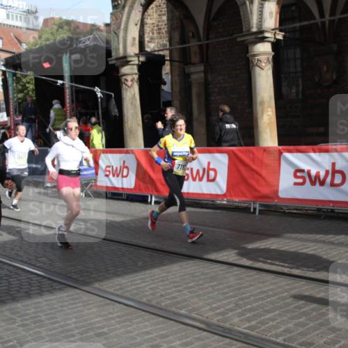 05.10.2025 - 20. swb-Marathon Bremen Yannick Fuchs http://msf.ph/oto/9317204 05.10.2025 10:58:46 Ziel 7163, 8585, 9346, 9359, 9370, 9540, 9622, 9714, 10591, 10679, 10871, 11078 meine-sportfotos.de