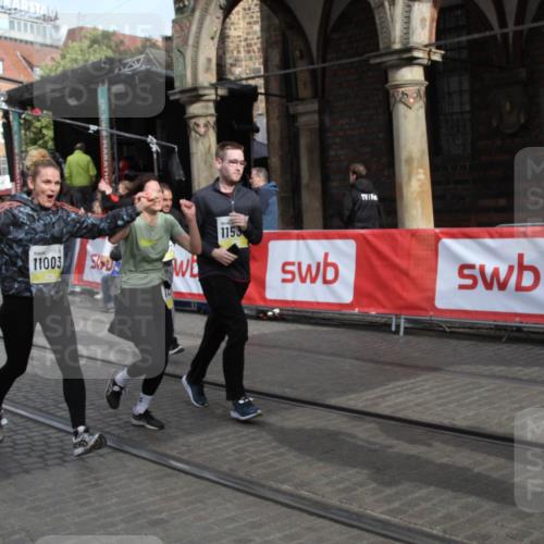 05.10.2025 - 20. swb-Marathon Bremen Yannick Fuchs http://msf.ph/oto/9317287 05.10.2025 11:00:37 Ziel 7178, 9177, 9271, 9531, 10063, 10079, 11003, 11071, 11255, 11511, 11534, 11595, 11610 meine-sportfotos.de