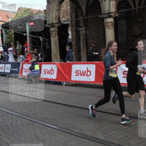 05.10.2025 - 20. swb-Marathon Bremen Yannick Fuchs http://msf.ph/oto/9317338 05.10.2025 11:01:48 Ziel 9189, 9269, 9294, 9782, 10004, 10370, 10903, 10904 meine-sportfotos.de