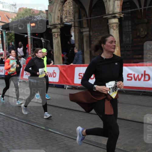 05.10.2025 - 20. swb-Marathon Bremen Yannick Fuchs http://msf.ph/oto/9317392 05.10.2025 11:02:58 Ziel 9644, 9846, 10167, 10207, 10656, 11087, 11312, 11504, 11667, 11668, 11735 meine-sportfotos.de