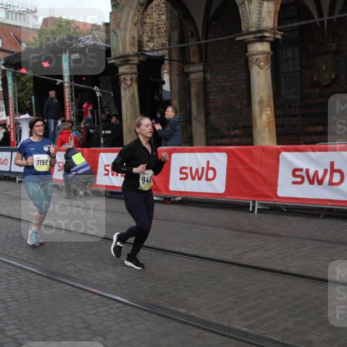 05.10.2025 - 20. swb-Marathon Bremen Yannick Fuchs http://msf.ph/oto/9317427 05.10.2025 11:03:38 Ziel 7199, 9486, 9940, 10213, 11522 meine-sportfotos.de