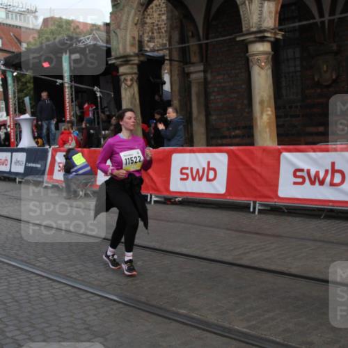 05.10.2025 - 20. swb-Marathon Bremen Yannick Fuchs http://msf.ph/oto/9317429 05.10.2025 11:03:40 Ziel 7199, 9940, 10213, 10478, 11522 meine-sportfotos.de